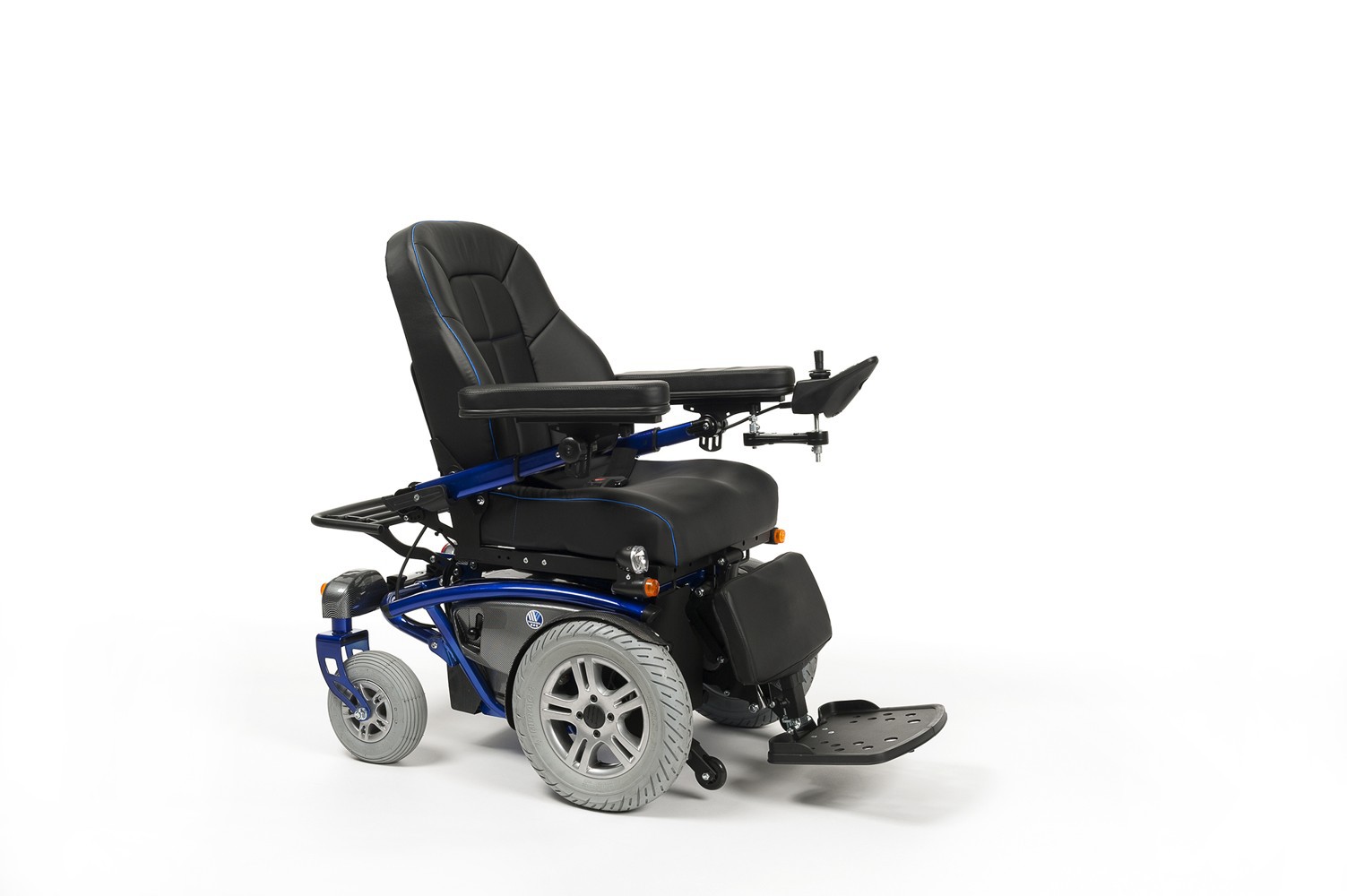 Электрическая инвалидная коляска Vermeiren Timix Lift фото 2